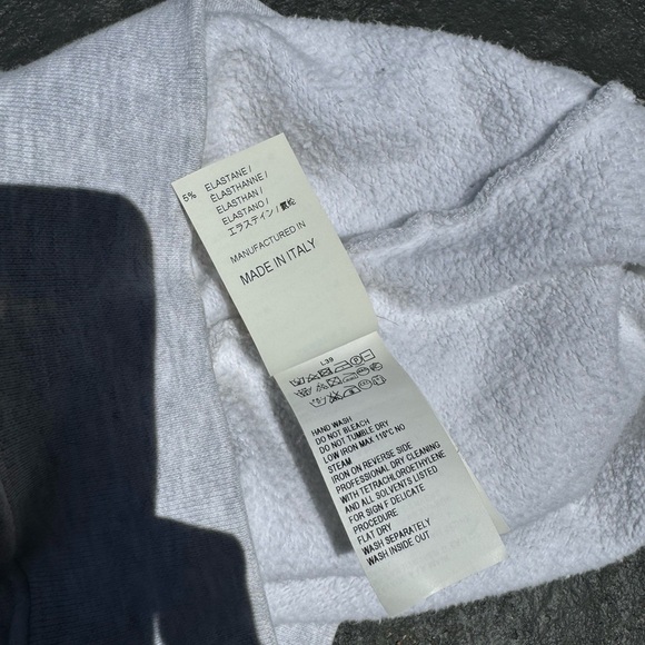 Yeezy Season 5 Grey Calabasas Crest Crewneck Size XS Kanye West - Picture 10 of 15